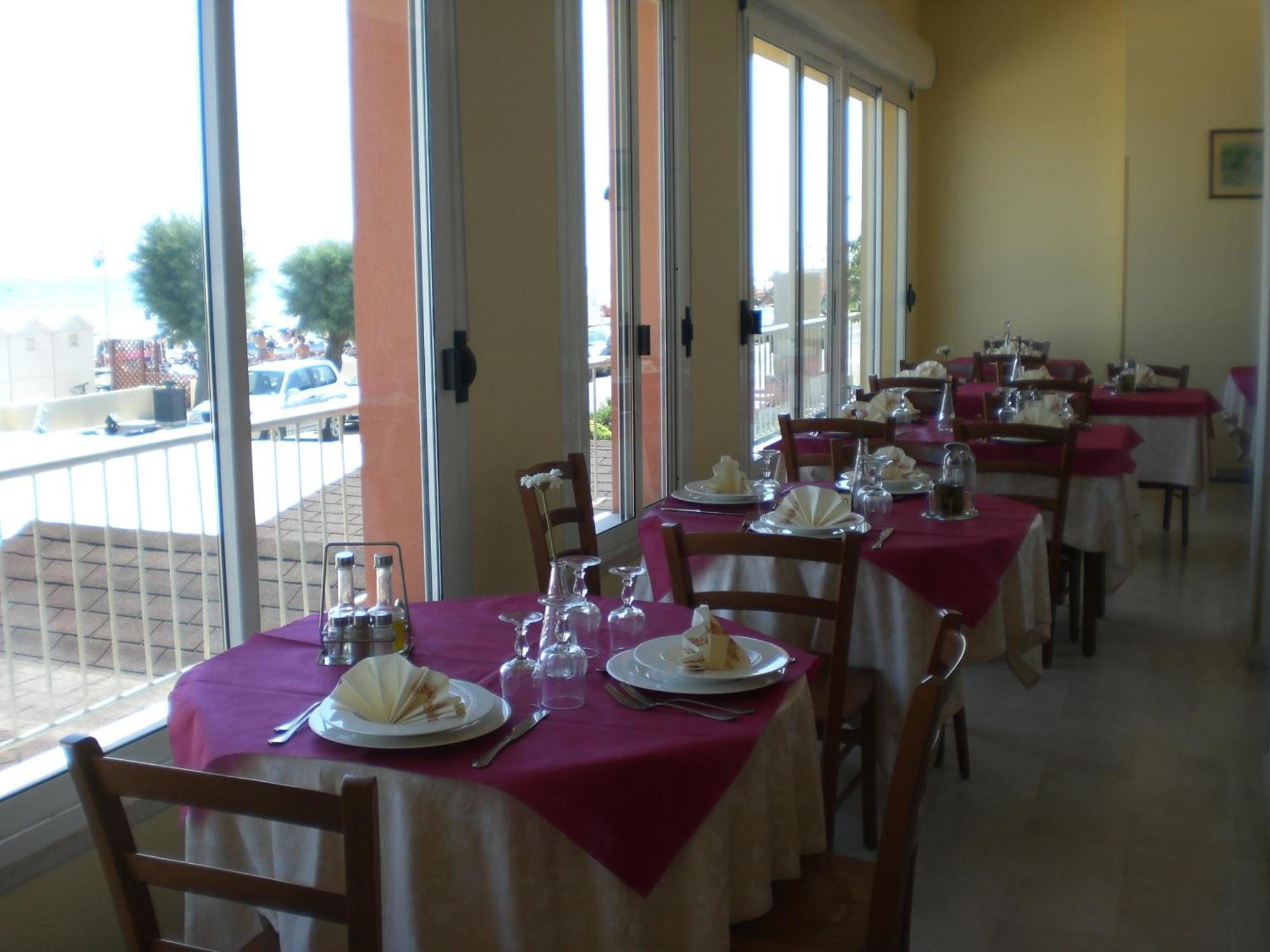 Hotel Florence Marotta Dış mekan fotoğraf