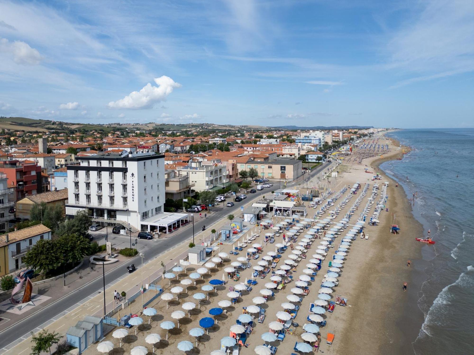 Hotel Florence Marotta Dış mekan fotoğraf