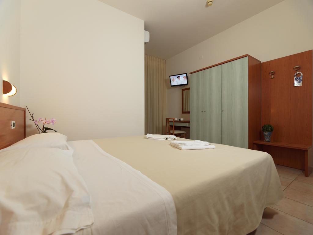 Hotel Florence Marotta Dış mekan fotoğraf
