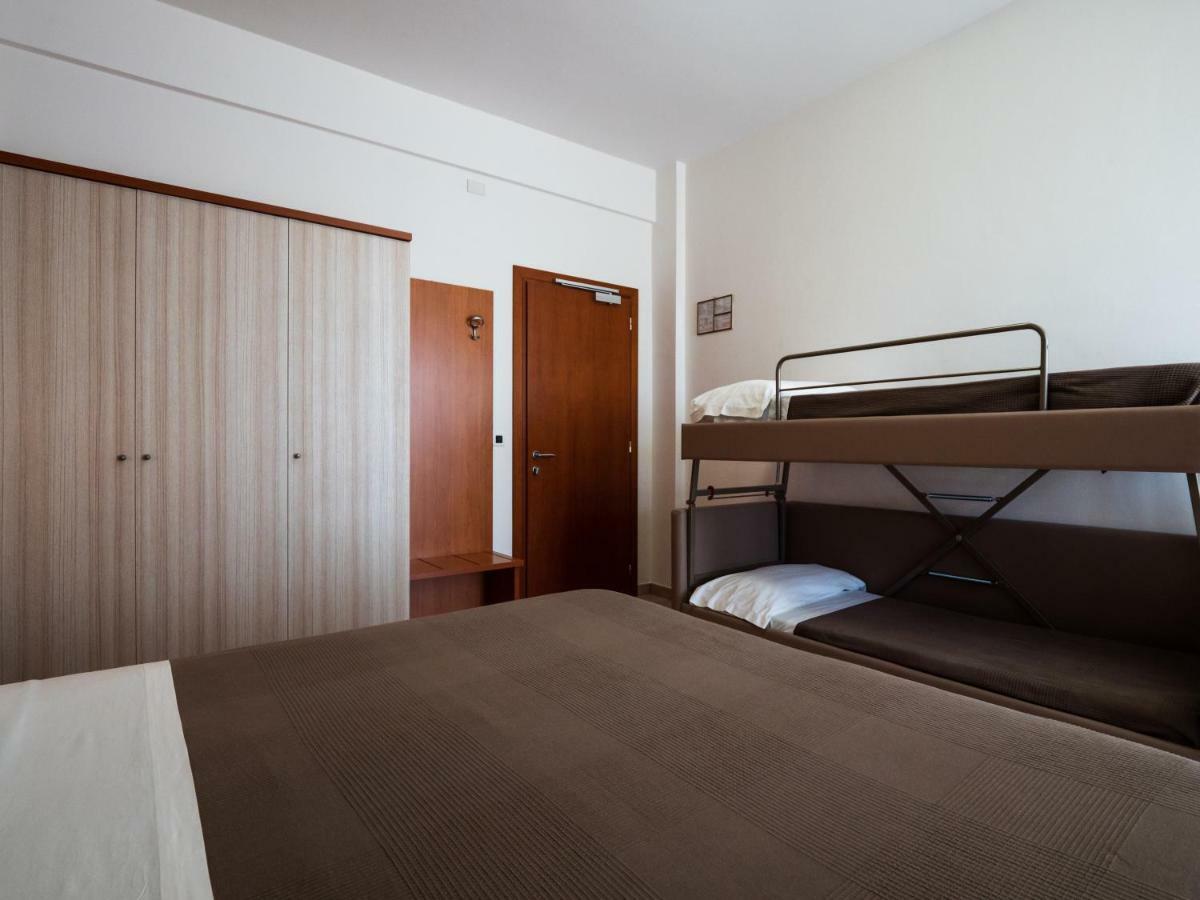 Hotel Florence Marotta Dış mekan fotoğraf